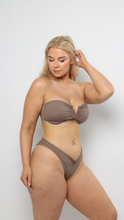 Charger l&#39;image dans la galerie, AMALFI Bandeau Bikini Top in Taupe

