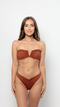 Carica l&#39;immagine nel visualizzatore Galleria, AMALFI Bandeau Bikini Top in Rust
